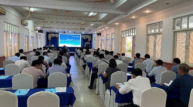 Bồi dưỡng kiến thức Khuyến công cho cán bộ Khuyến công